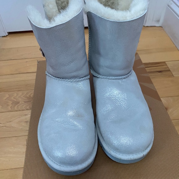 Ugg Bailey I Do boots - Picture 6 of 6